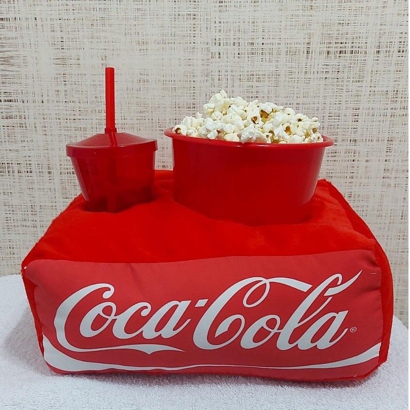 Kit Almofada Porta Pipoca com Balde e Copo 3 Peças — foto 3