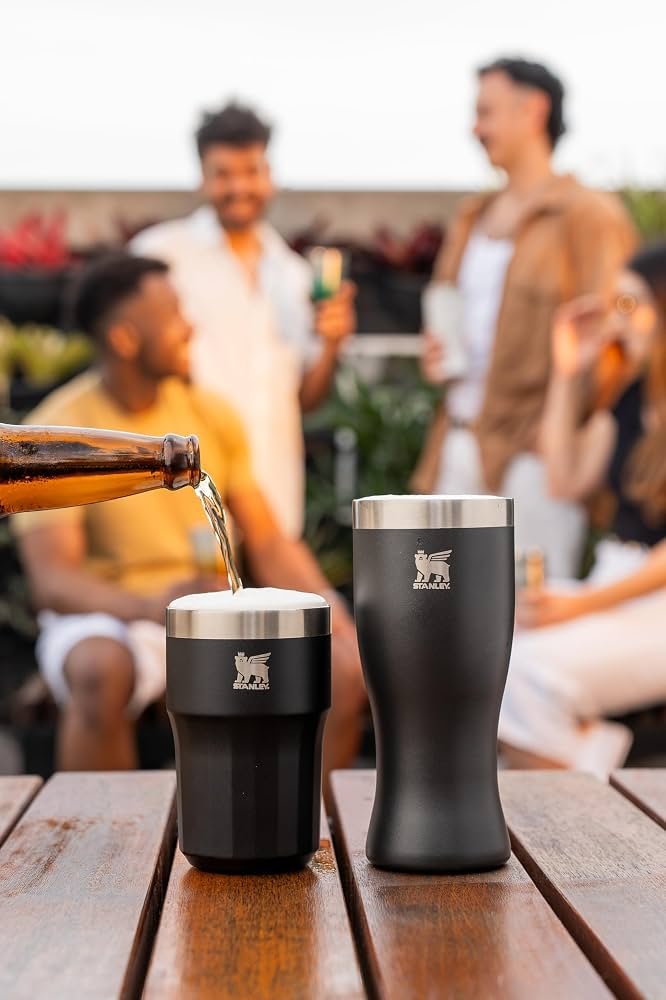 Copo Térmico Stanley Beer Tumbler happy hour — foto 4