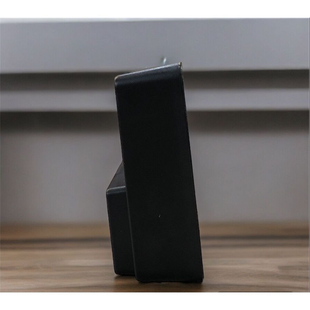 Relógio Despertador Digital de Mesa LED USB e Pilha AAA Preto — foto 4